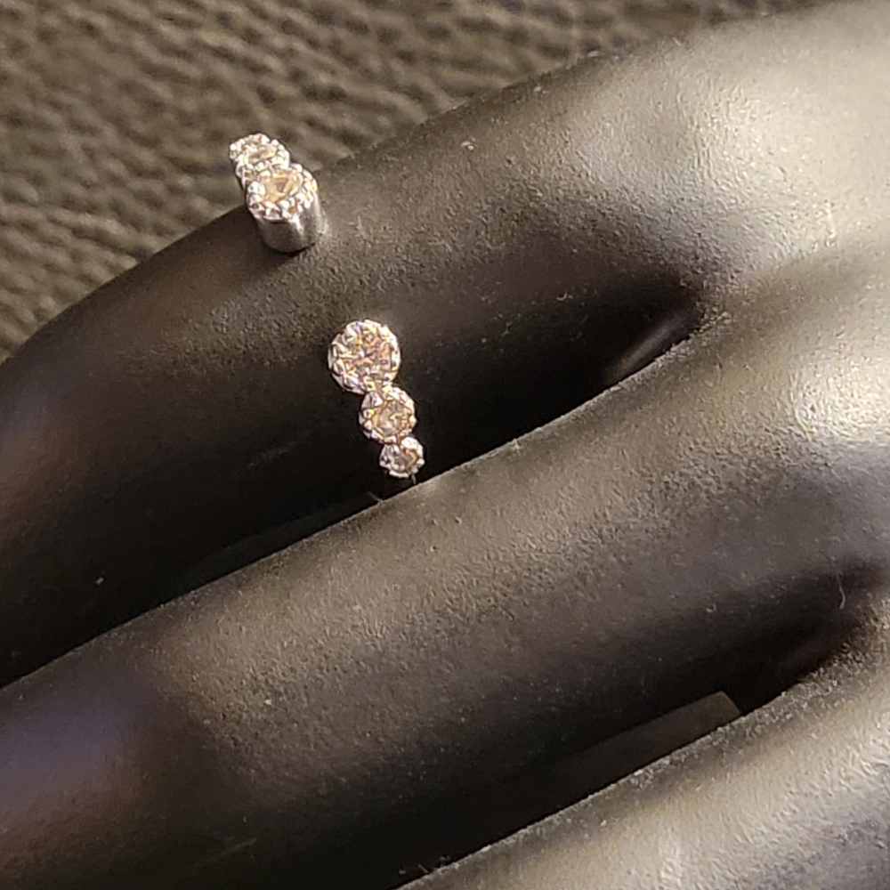 925 Sterling Silver 6 Round Cut Clear CZ Ring